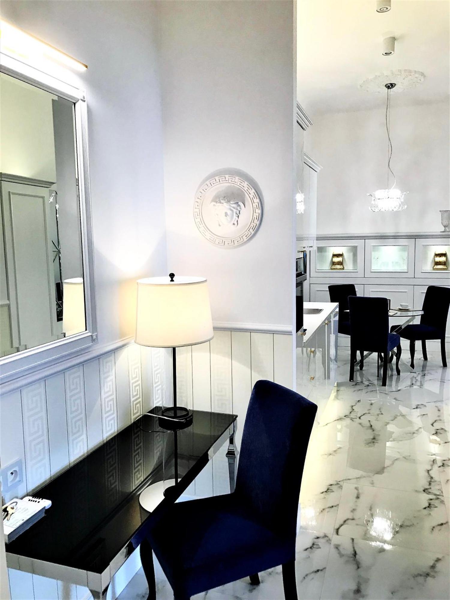 Mondrian Luxury Suites & Apartments Old Town Warsaw Room photo